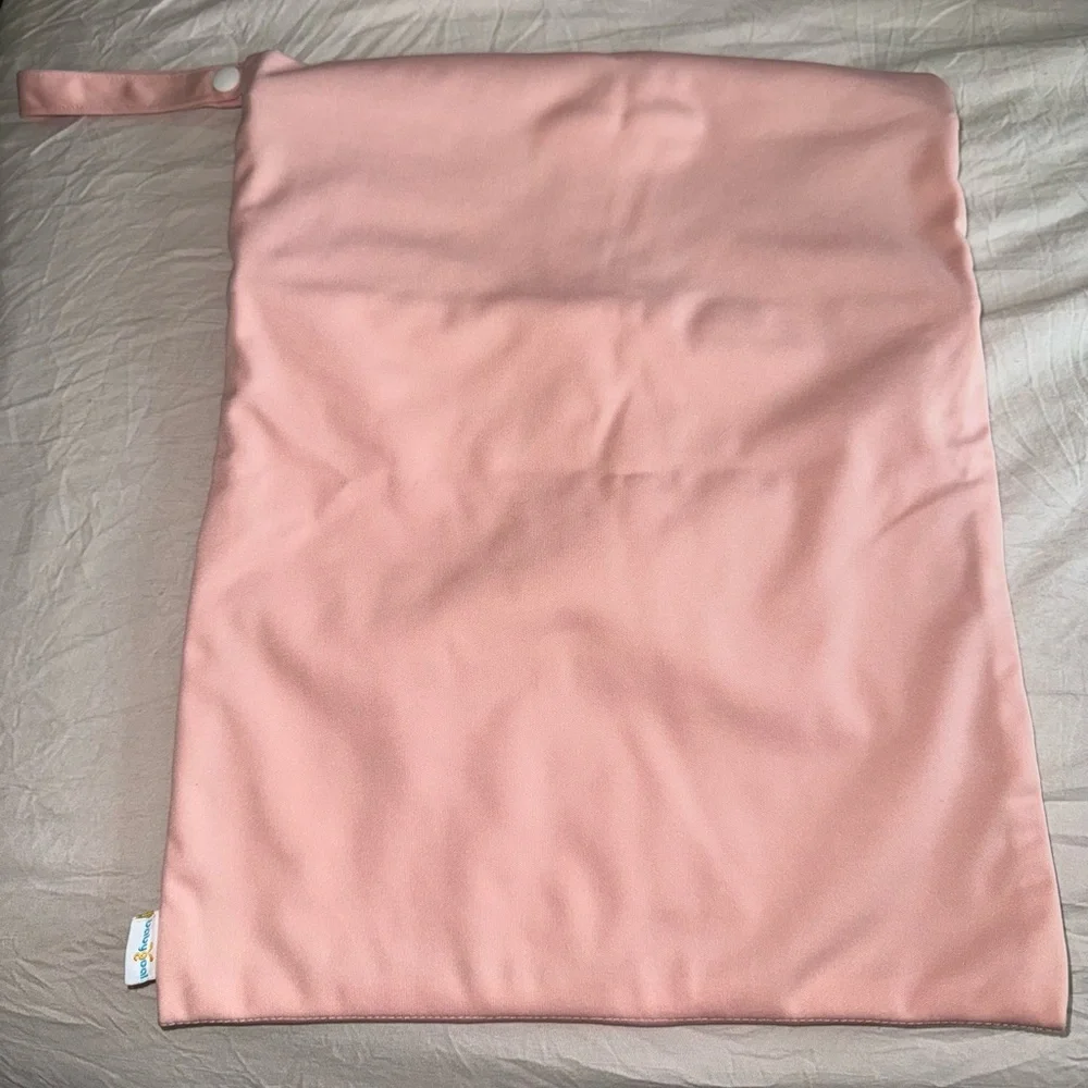 Baby Goal light pink cloth diaper wet bag